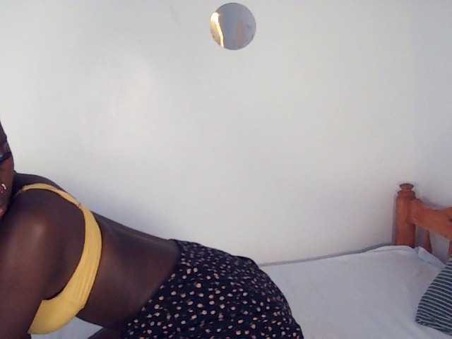 Sexydavinah live cam on BongaCams