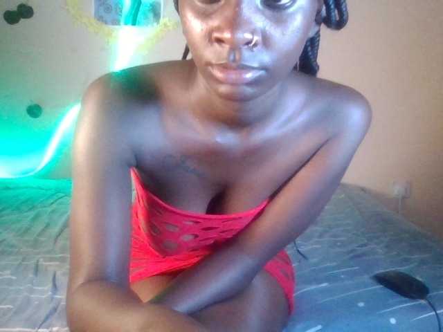 Sexydavinah live cam on BongaCams