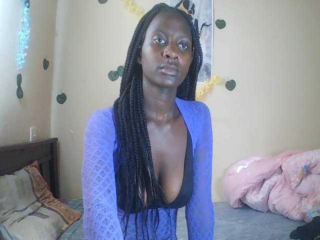 Sexydavinah live cam on BongaCams