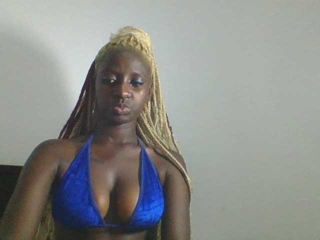 Sexydavinah live cam on BongaCams