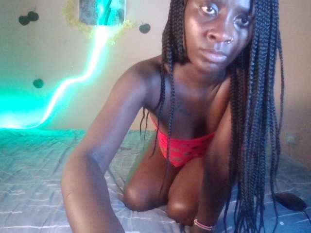 Sexydavinah live cam on BongaCams