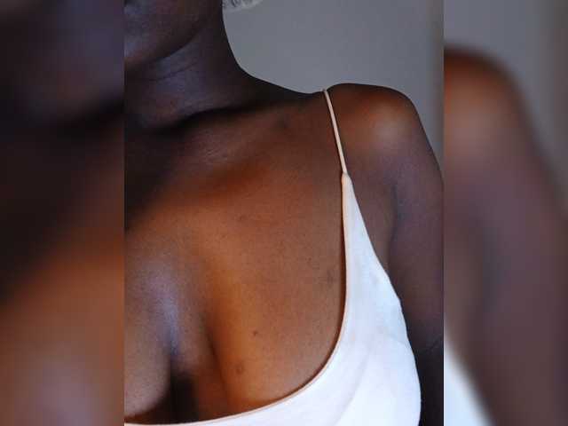 Sexydavinah live cam on BongaCams