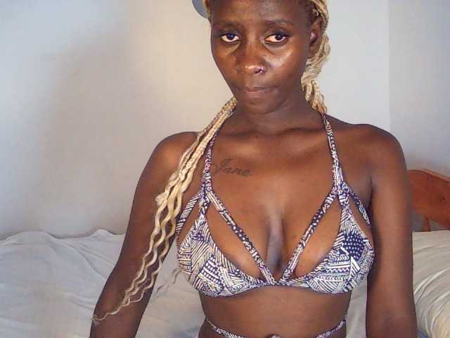 Sexydavinah live cam on BongaCams