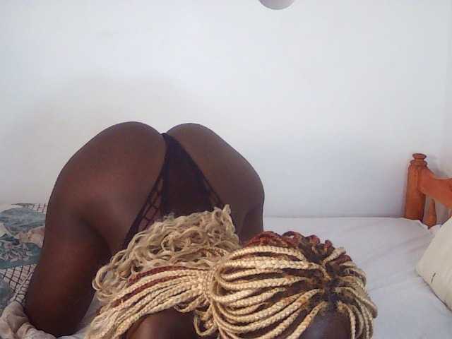 Sexydavinah live cam on BongaCams