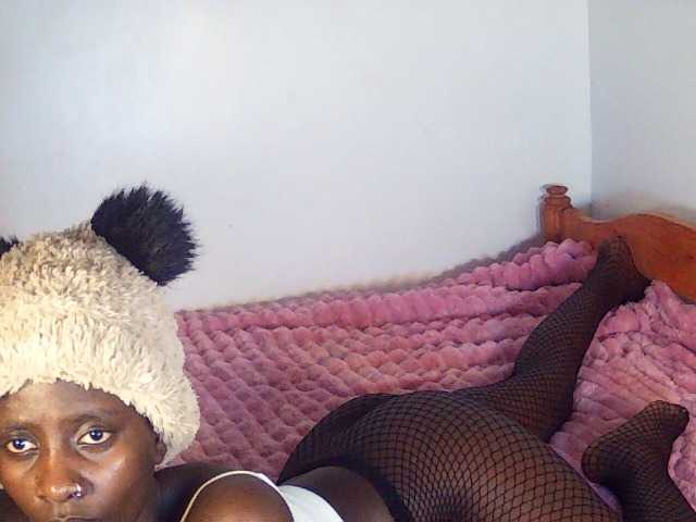 Sexydavinah live cam on BongaCams