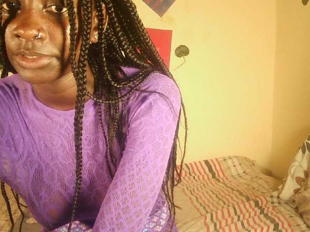 Sexydavinah live cam on BongaCams