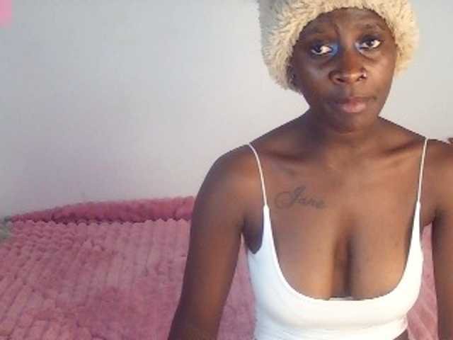 Sexydavinah live cam on BongaCams