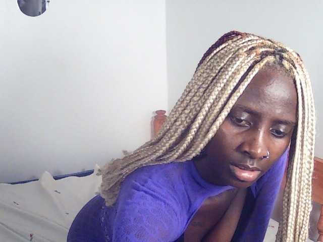 Sexydavinah live cam on BongaCams