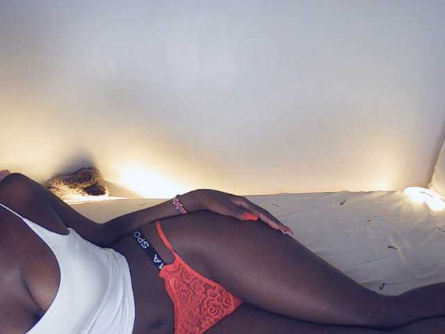 Sexydavinah live cam on BongaCams