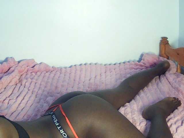 Sexydavinah live cam on BongaCams