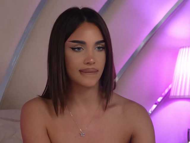 IvyNox live cam on BongaCams