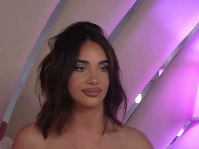 IvyNox live cam on BongaCams