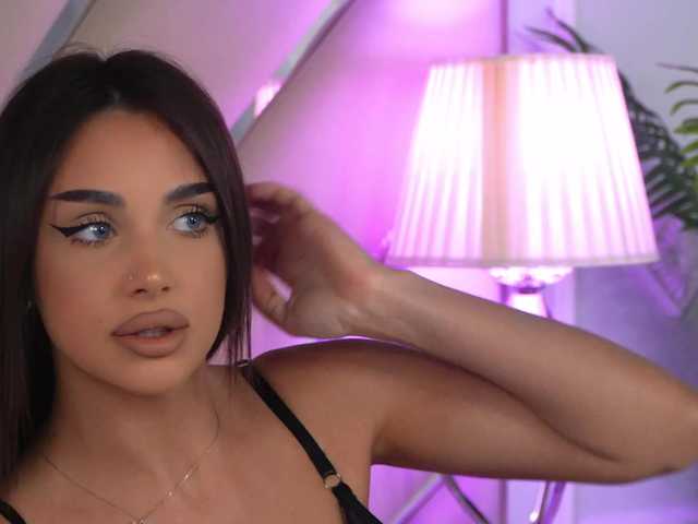 IvyNox live cam