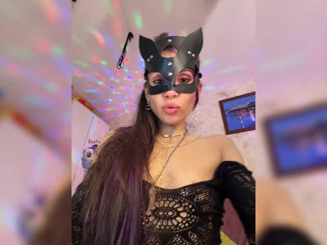 VIP17CoupleDream live cam on BongaCams