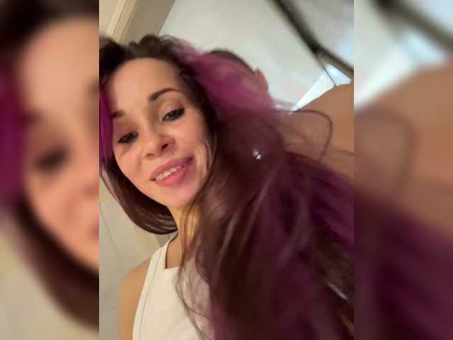 VIP17CoupleDream live cam on BongaCams