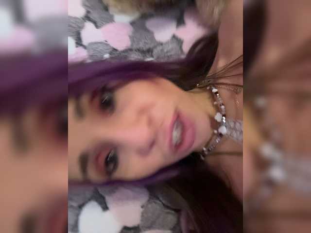VIP17CoupleDream live cam on BongaCams