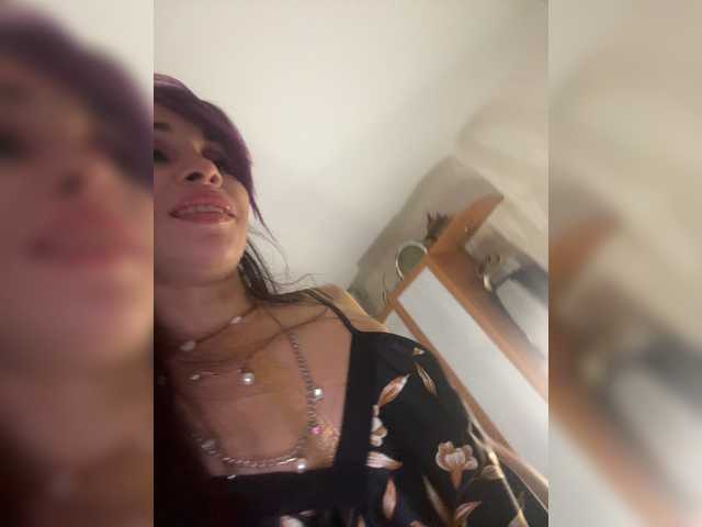 VIP17CoupleDream live cam on BongaCams