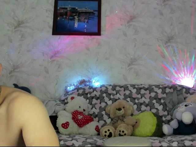 VIP17CoupleDream live cam on BongaCams