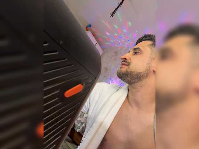 Ajara_Gujuu live cam preview