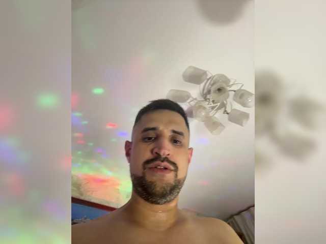 VIP17CoupleDream live cam on BongaCams