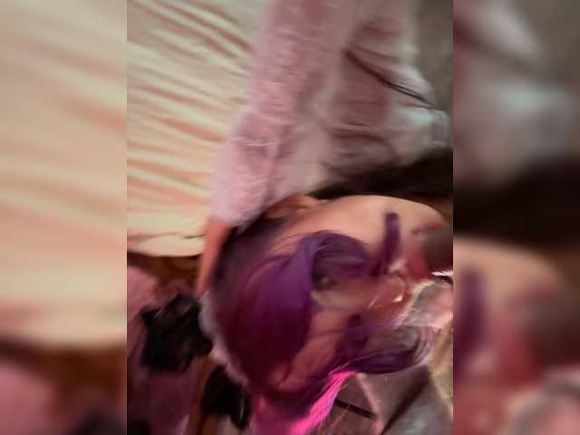 VIP17CoupleDream's BongaCams profile