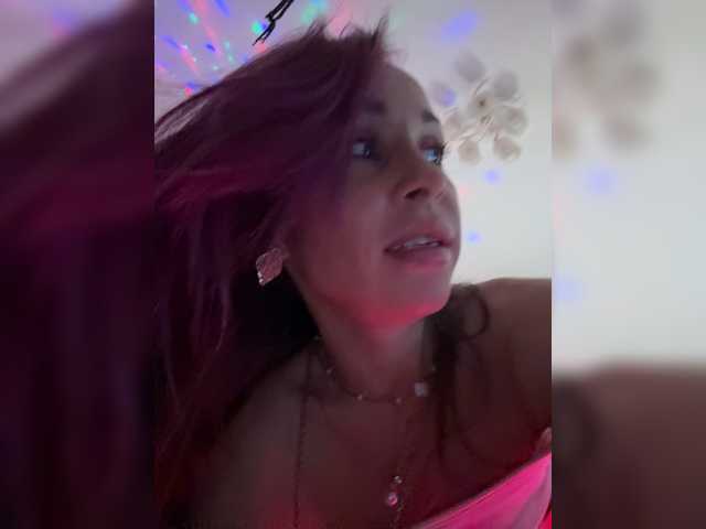 go to chat with Ajara_Gujuu