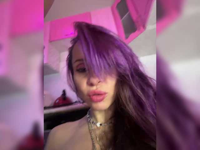 VIP17CoupleDream live cam on BongaCams