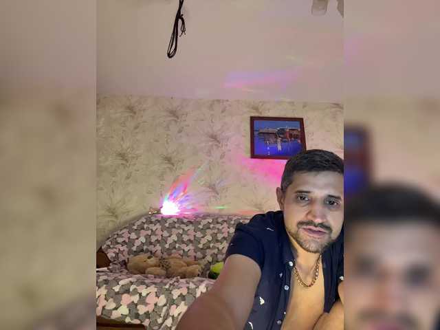 VIP17CoupleDream live cam on BongaCams