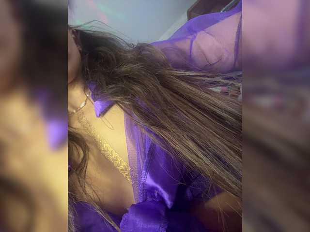 VIP17CoupleDream live cam on BongaCams