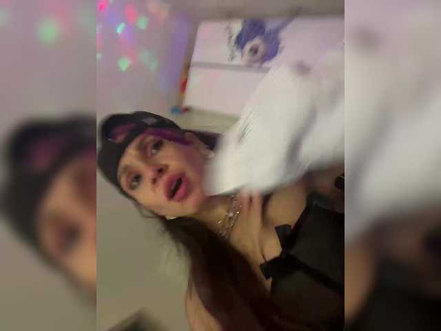 VIP17CoupleDream live cam on BongaCams