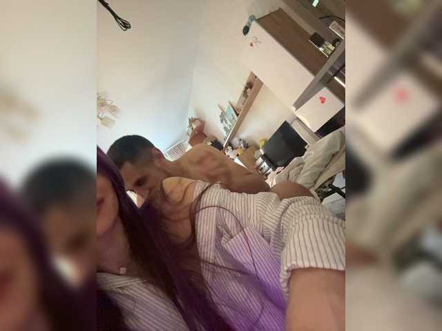 VIP17CoupleDream live cam on BongaCams