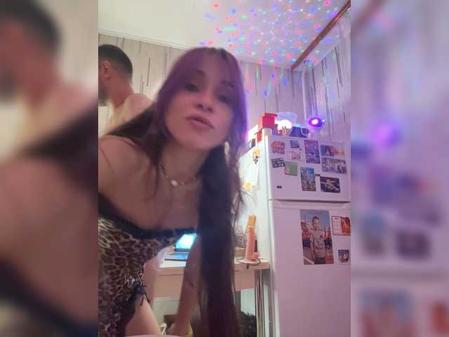 Ajara_Gujuu live webcam show