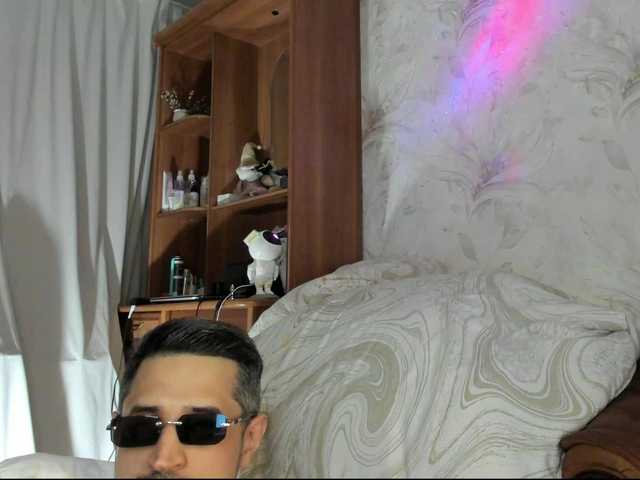VIP17CoupleDream live cam on BongaCams