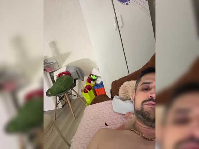 VIP17CoupleDream live cam on BongaCams