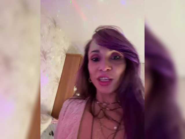 VIP17CoupleDream live cam on BongaCams