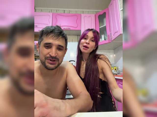VIP17CoupleDream live cam on BongaCams