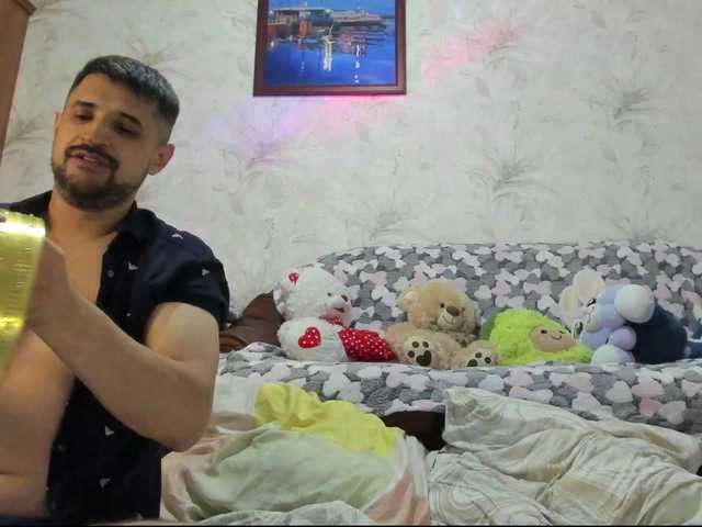 VIP17CoupleDream live cam on BongaCams