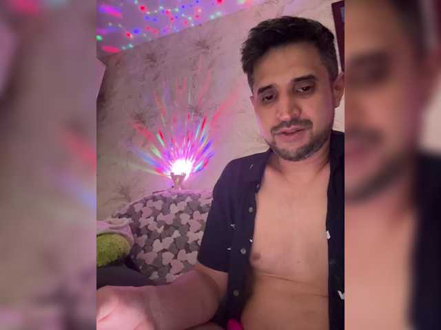 VIP17CoupleDream live cam on BongaCams
