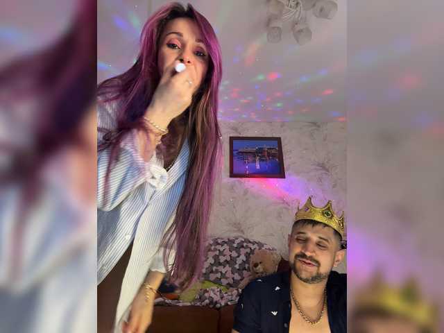 VIP17CoupleDream live cam on BongaCams