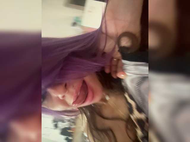 VIP17CoupleDream live cam on BongaCams