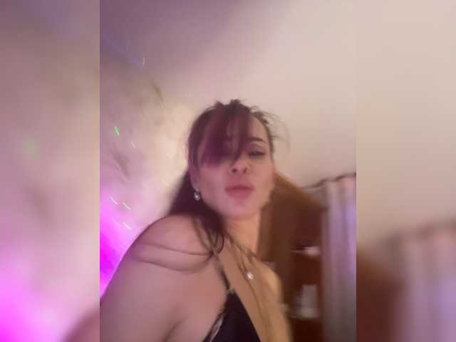 VIP17CoupleDream live cam on BongaCams