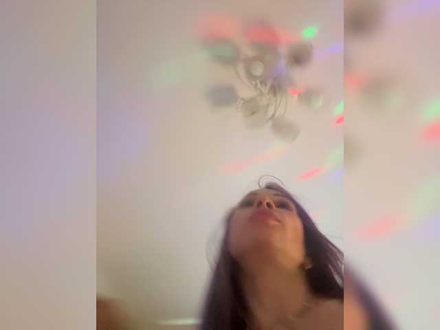 VIP17CoupleDream live cam on BongaCams
