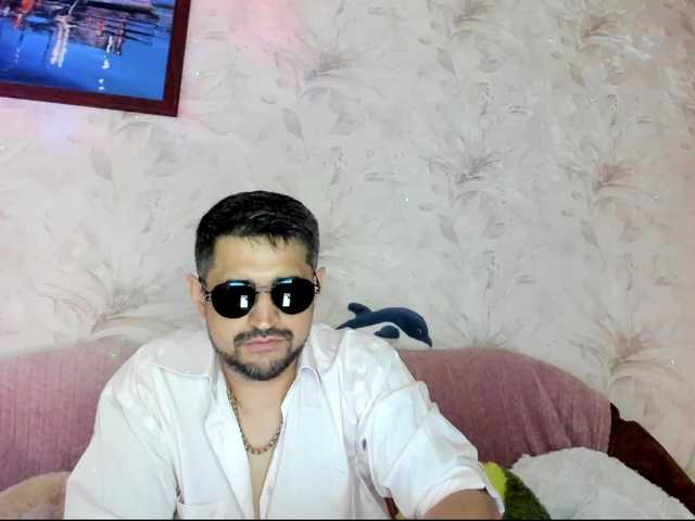 VIP17CoupleDream live cam on BongaCams