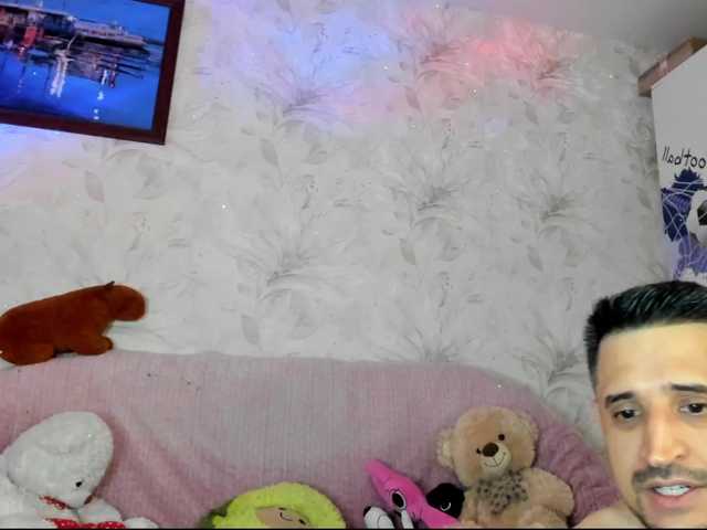 VIP17CoupleDream live cam on BongaCams