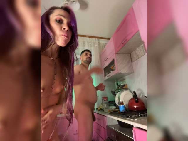 VIP17CoupleDream live cam and statistics on UnifiedCams