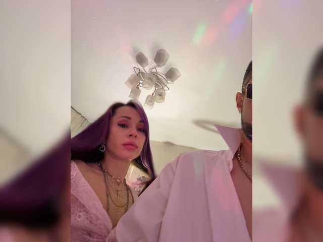 VIP17CoupleDream live cam on BongaCams