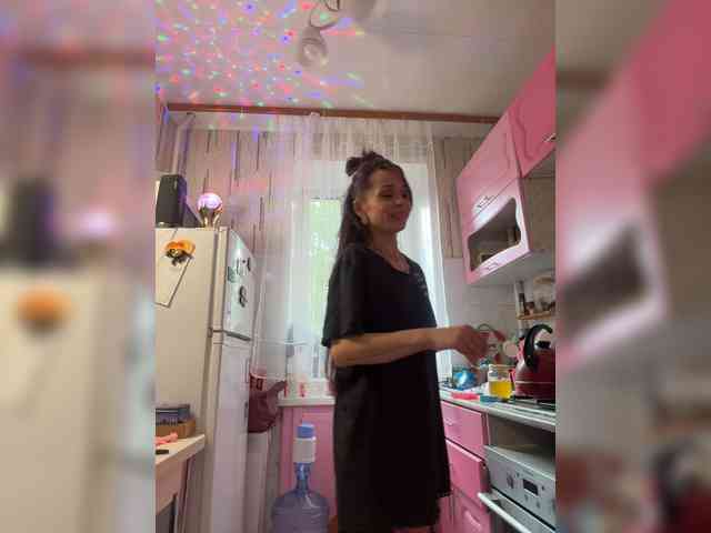 Ajara_Gujuu webcam