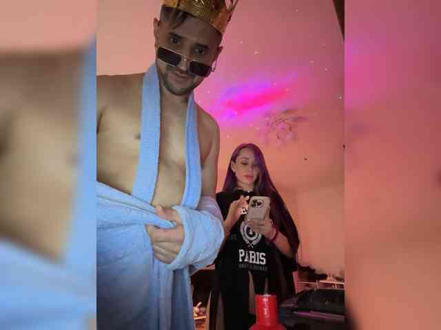 VIP17CoupleDream webcam