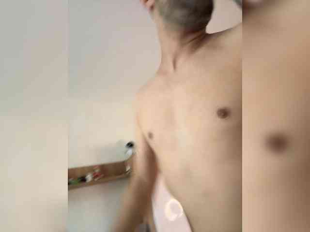 Model: VIP17CoupleDream