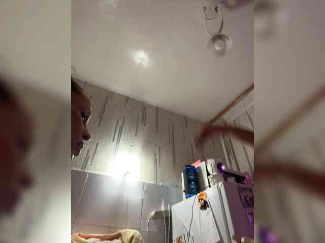 VIP17CoupleDream webcam